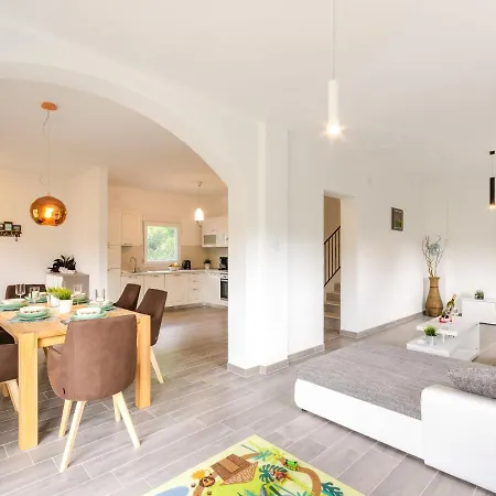 Andelika By Interhome Drivenik